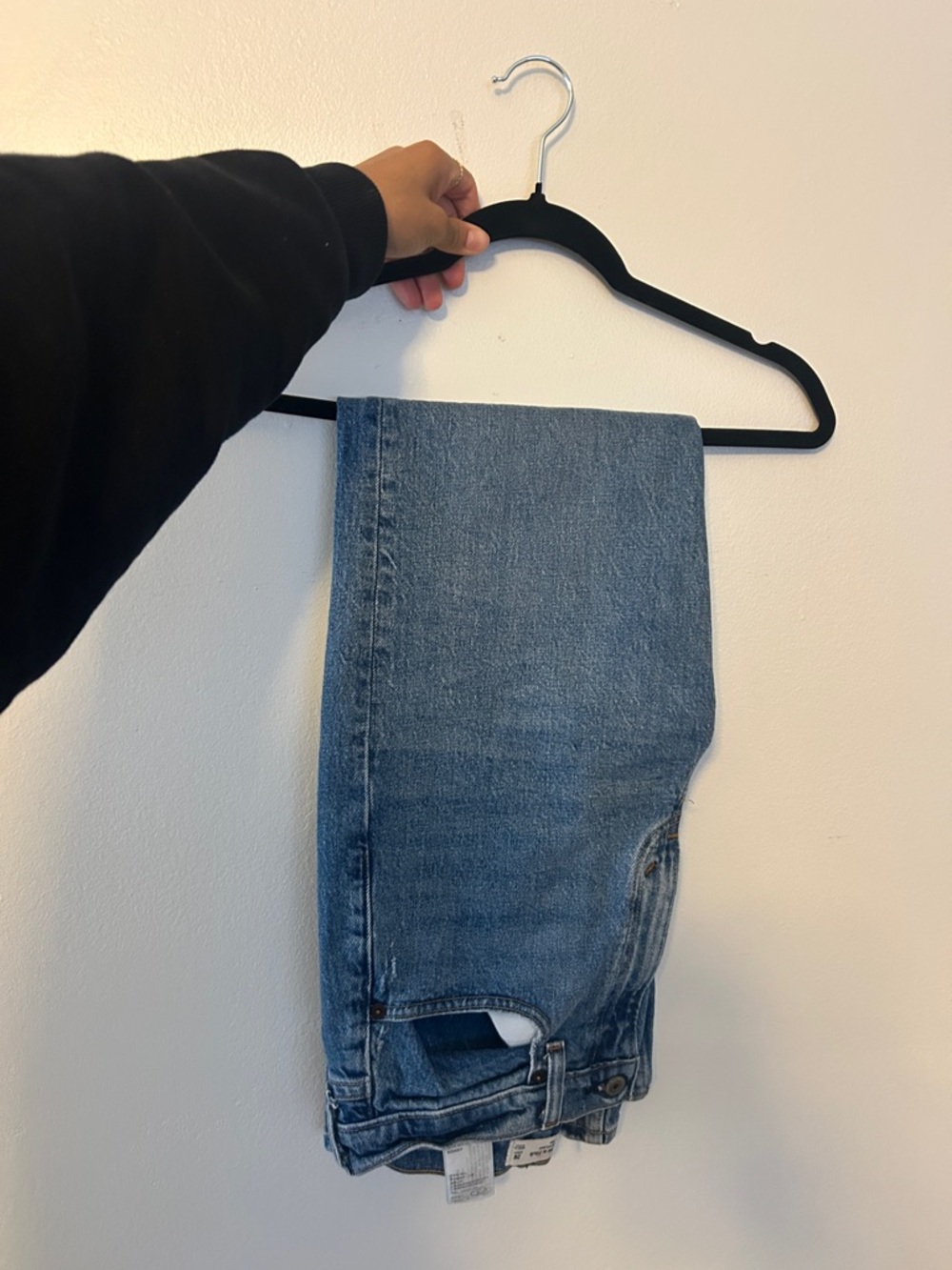 Abercrombie High Rise 90s relaxed Jean, 26 short - Picture 2 of 4